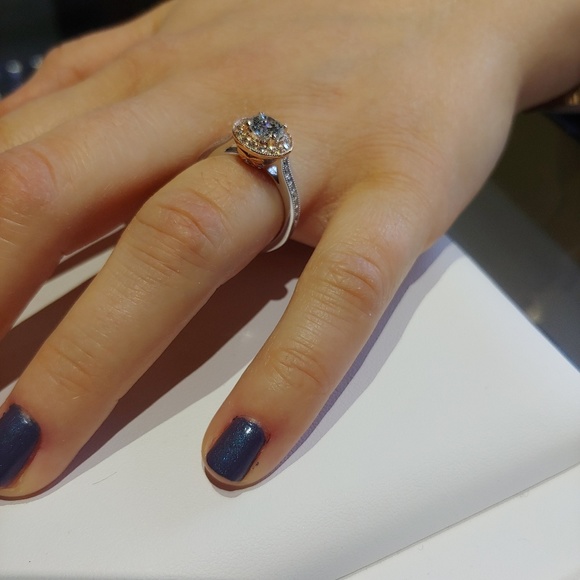 LADIES ENGAGEMENT🎀💍🎀 - Picture 6 of 8